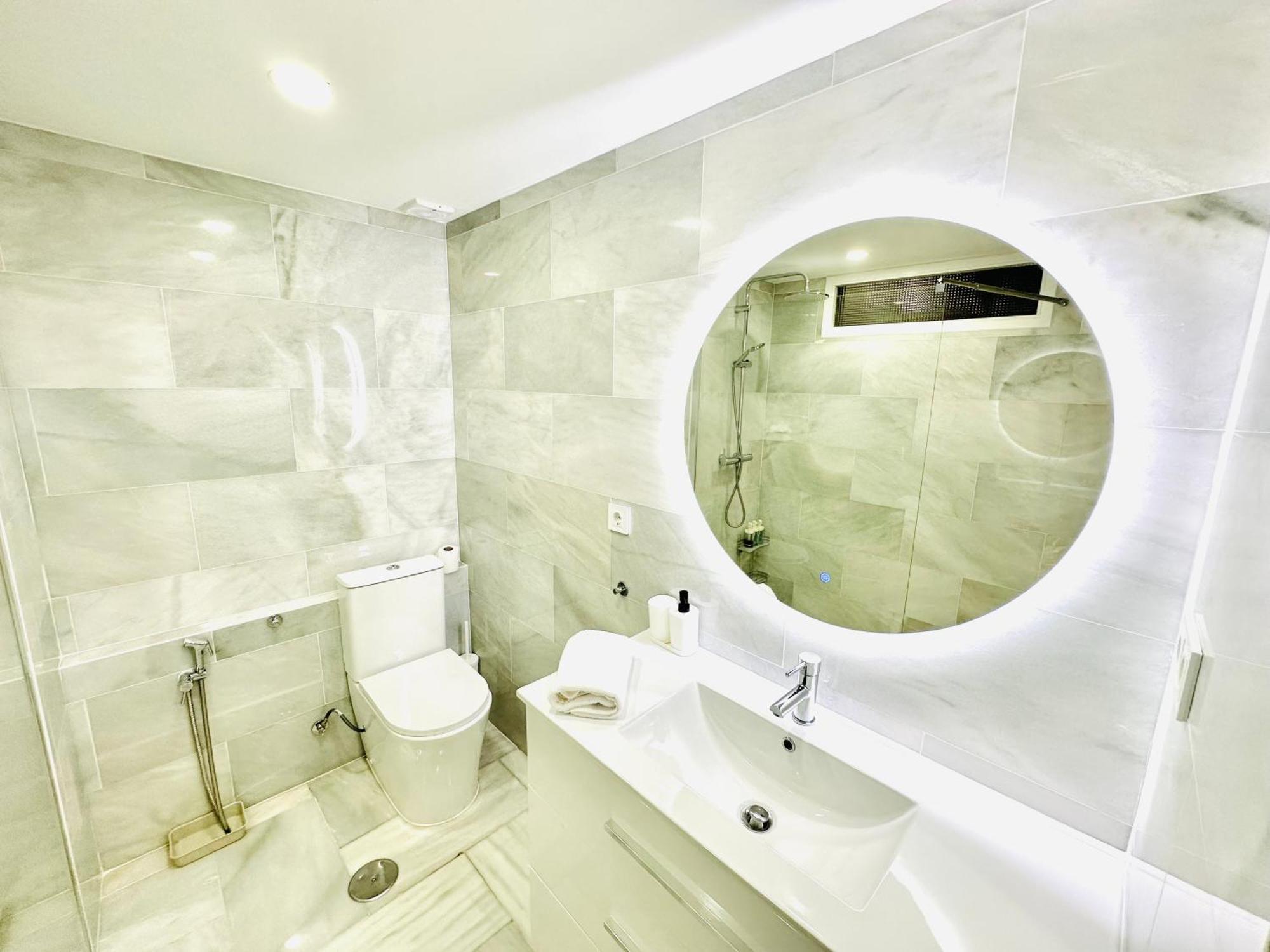 Apartamento, Paradise Sun Beach In Marina Benalmadena Ngoại thất bức ảnh