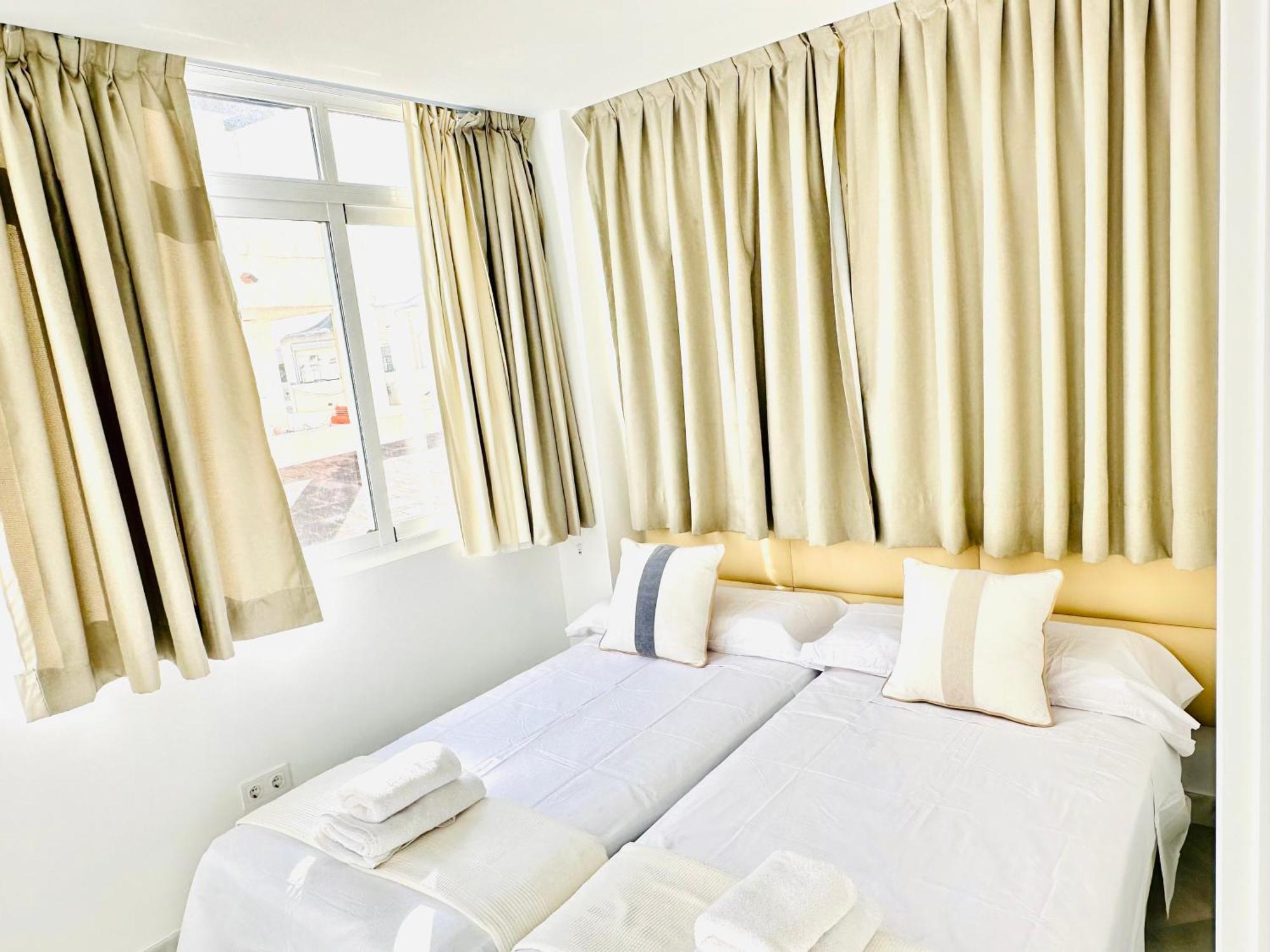 Apartamento, Paradise Sun Beach In Marina Benalmadena Ngoại thất bức ảnh